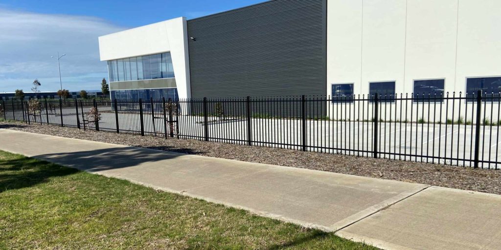 commercial fencing Townsville 2344562345