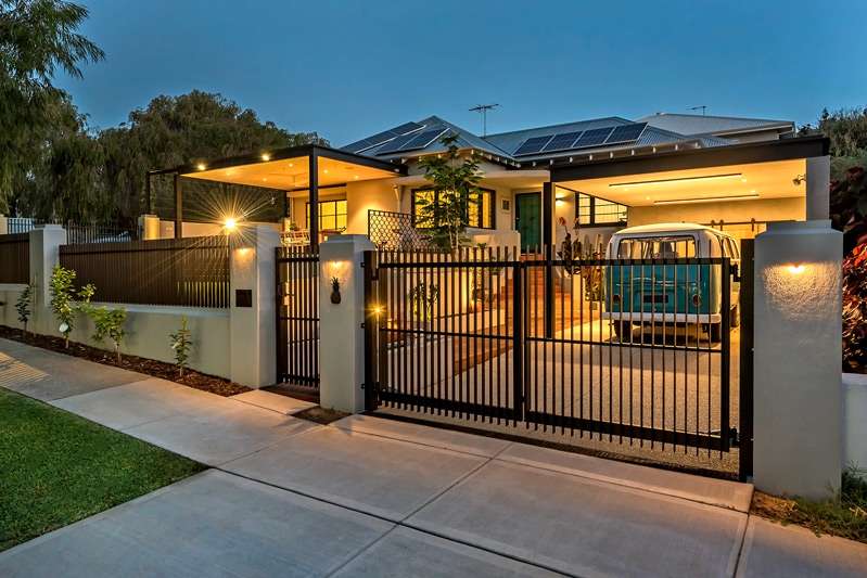 gates townsville 2344